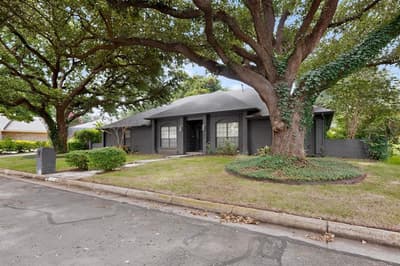 3900 N Shadycreek Drive, Arlington TX 76013