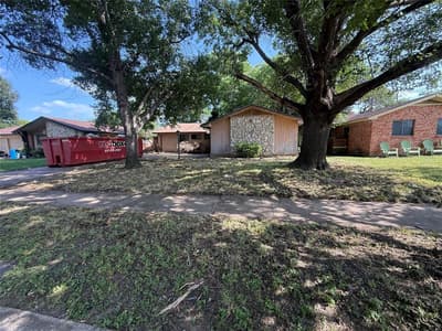 737 Blueberry Lane, Grand Prairie TX 75052