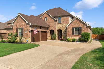 3024 N Camino Lagos, Grand Prairie TX 75054