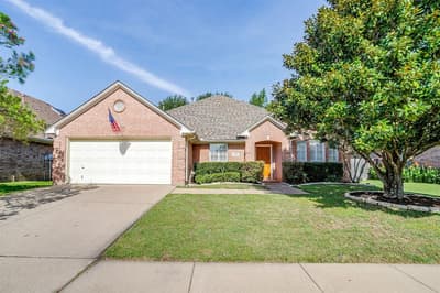 1100 Andromeda Way, Arlington TX 76013