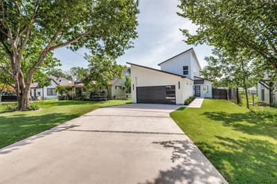 512 Phinney Avenue, Cockrell Hill TX 75211