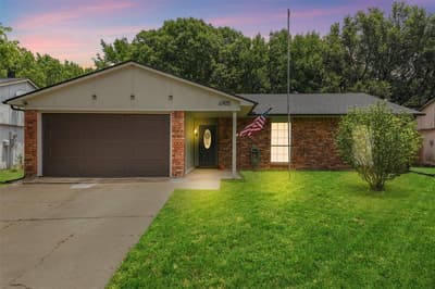 4905 California Trail, Grand Prairie TX 75052
