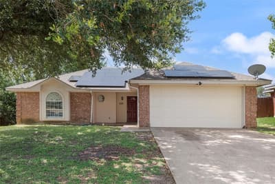 220 Hollywood Drive, Glenn Heights TX 75154