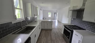 1336 E Maddox Avenue, Fort Worth TX 76104