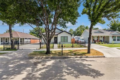 1404 E Cannon Street, Fort Worth TX 76104