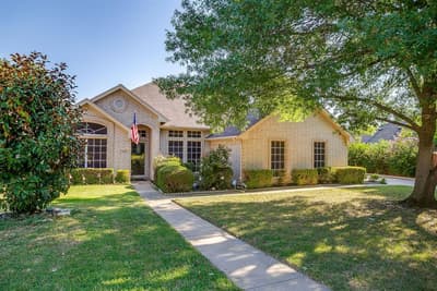 909 Overton Drive, Weatherford TX 76086