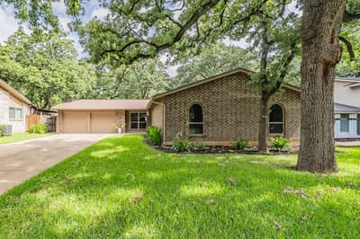 3311 Somerset Drive, Arlington TX 76013