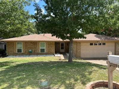 5408 Marshfield Court, Arlington TX 76016