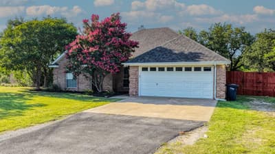 808 W Couts Street, Weatherford TX 76086