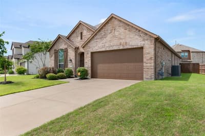 1545 Sugarberry Drive, Forney TX 75126