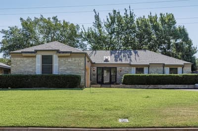 2805 Hedgeway Drive, Arlington TX 76016