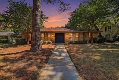 2115 Meadowlake Court, Arlington TX 76013