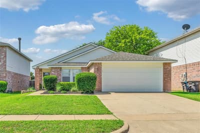 3883 Fox Run Drive, Fort Worth TX 76123