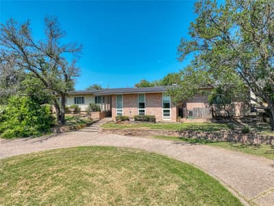610 W Park Avenue, Weatherford TX 76086