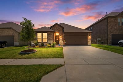 10936 Los Alamos Drive, Aubrey TX 76227