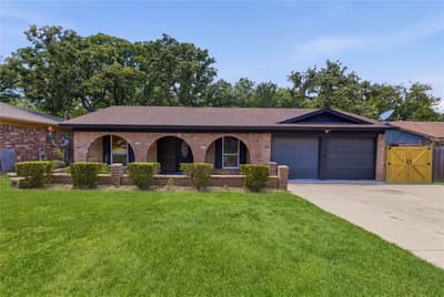 2706 Mintwood Place, Arlington TX 76016