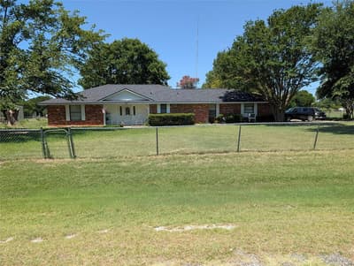 125 Hollie Drive, Red Oak TX 75154