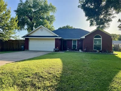 313 N Main Street, Red Oak TX 75154