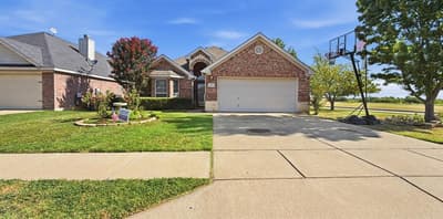 1141 Trinidad Drive, Fort Worth TX 76140