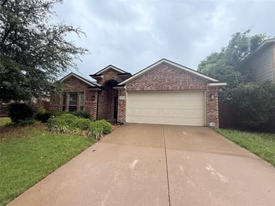 2004 Samantha Lane, Heartland TX 75126