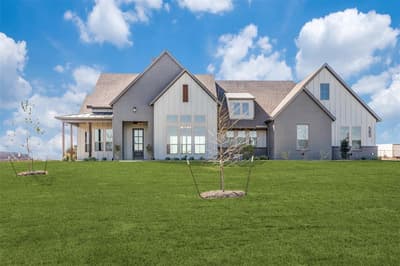 560 Aermotor Loop, Weatherford TX 76085