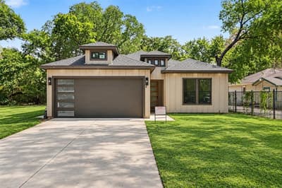 3804 De Maggio Avenue, Dallas TX 75210