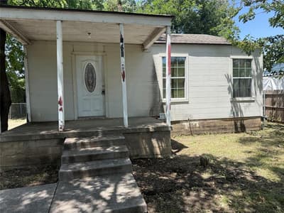 2631 Bentley Avenue, Dallas TX 75211