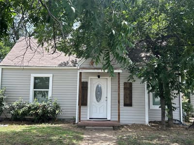 600 E Robert Street, Fort Worth TX 76104
