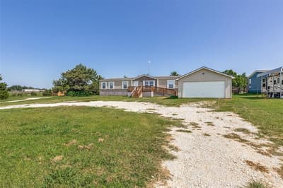 4445 County Road 136, Whitesboro TX 76273