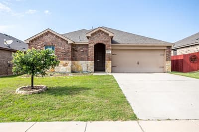 709 Alton Drive, Aubrey TX 76227