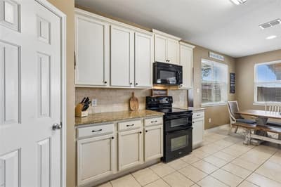 468 Willowlake Drive, Little Elm TX 75068 - Photo 5