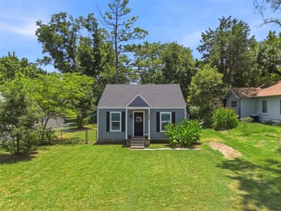 707 W Water Street, Weatherford TX 76086