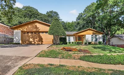 1820 Holly Oak Street, Arlington TX 76012