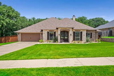 508 Oak Forest Court, Kennedale TX 76060