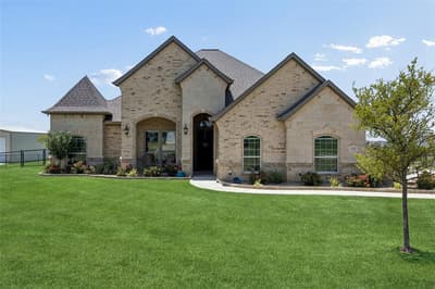135 Stanford Lane, Springtown TX 76082