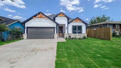 2825 S Grove Street, Fort Worth TX 76104