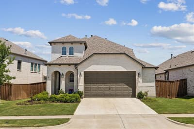 1825 Pelham Drive, Aubrey TX 76227