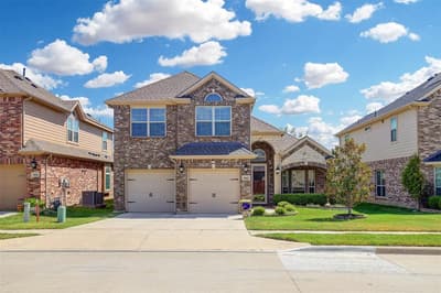1612 Scarlet Crown Drive, Fort Worth TX 76177