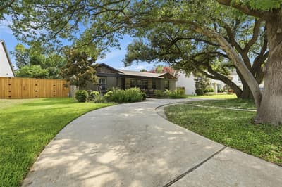 3637 Shelby Drive, Fort Worth TX 76109