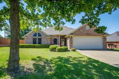 1509 Oak Tree Circle, Weatherford TX 76086