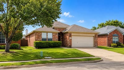 13521 Ponderosa Ranch Road, Fort Worth TX 76262 - Photo 2
