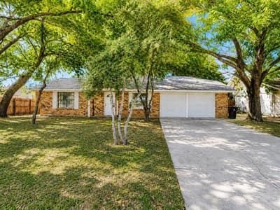 421 Apple Blossom Lane, Hurst TX 76053
