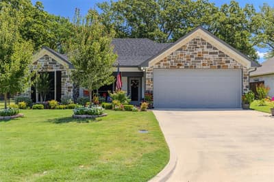 123 Oak Street, Emory TX 75440