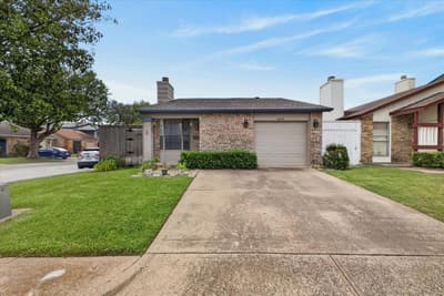 2802 Southern Cross Drive, Garland TX 75044