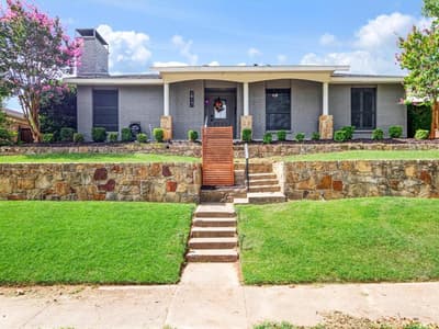 2922 Spring Brook Drive, Garland TX 75044
