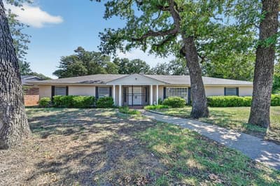 7200 Ellis Road, Fort Worth TX 76112