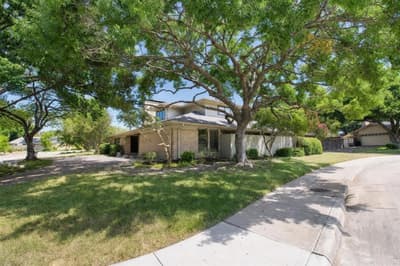 11901 Woodbridge Drive, Dallas TX 75243 - Photo 2