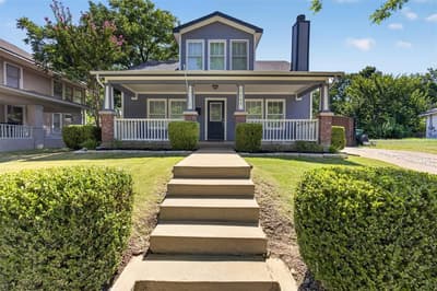 2205 College Avenue, Fort Worth TX 76110