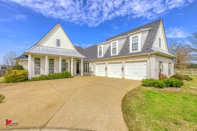 200 Sam Willen, Benton LA 71006