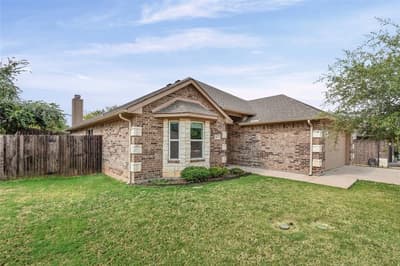 417 W 7th Street, Weatherford TX 76086